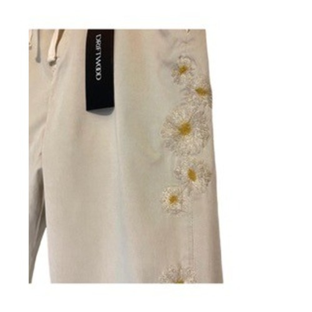 Driftwood Embroidered Pants Size Medium - Picture 4 of 7